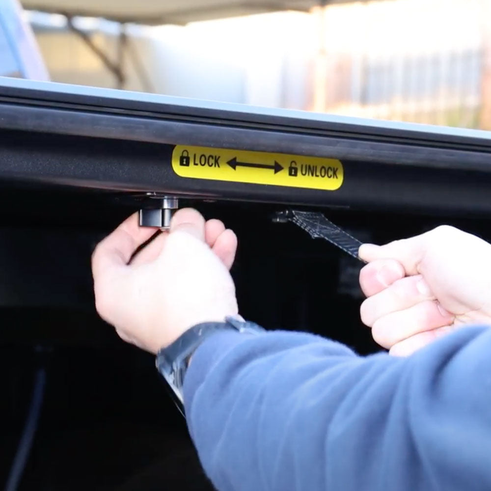 close up photo on syneticusa AR retractable tonneau cover locking mechinism