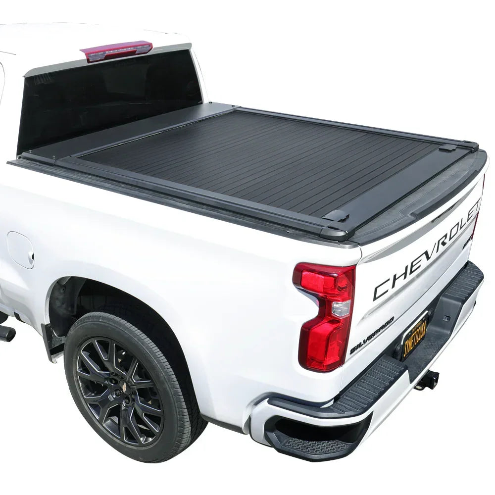 Chevrolet Silverado 1500 (5.8ft Bed) MR Retractable PRO Tonneau Cover