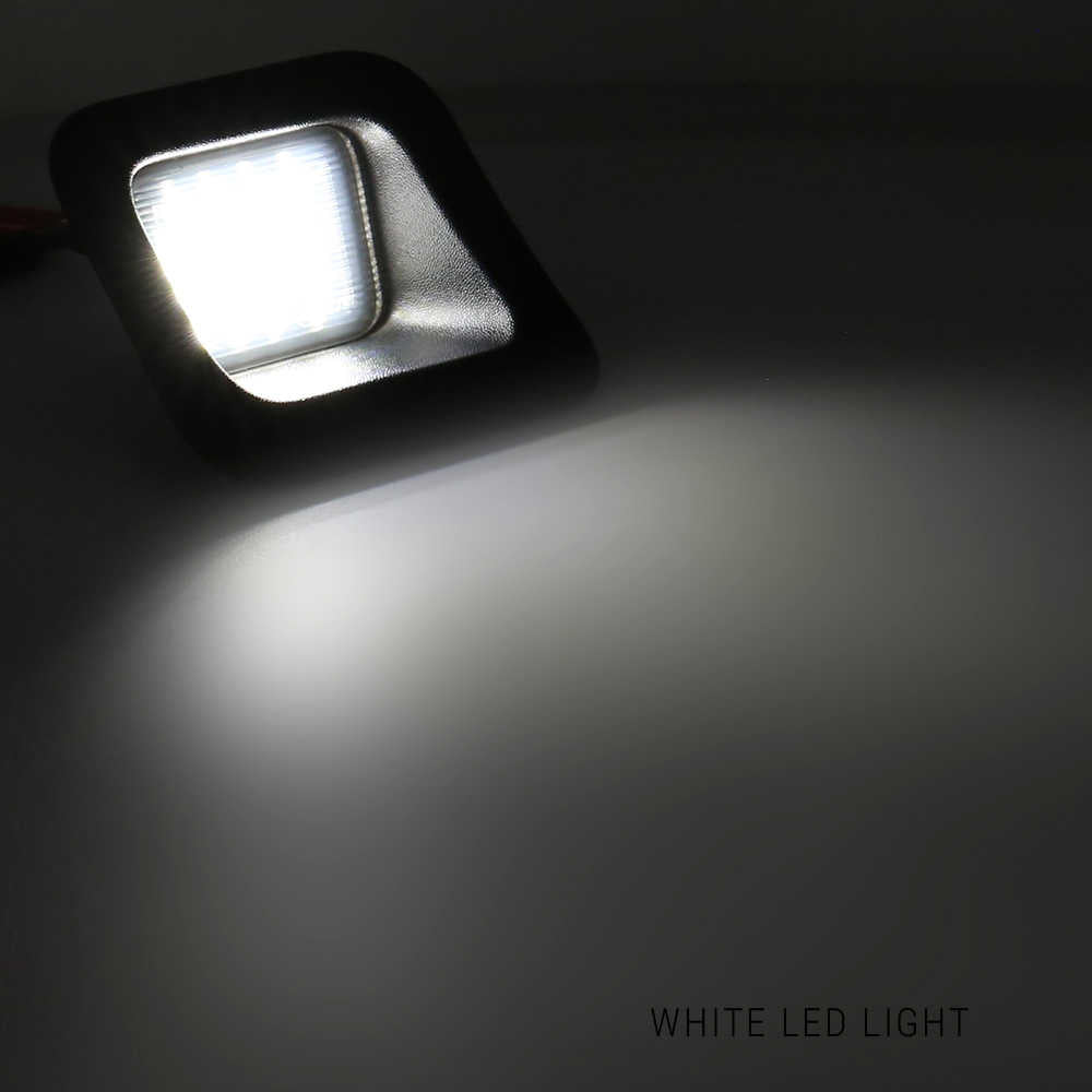 showing license plate light turned on