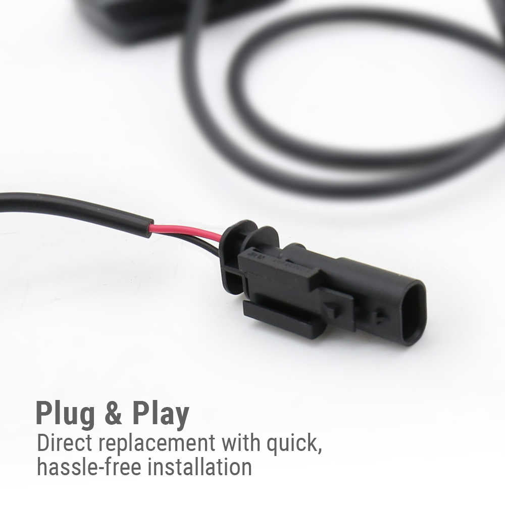 Car sensor with wiring on a white background, labeled 'Plug & Play'.