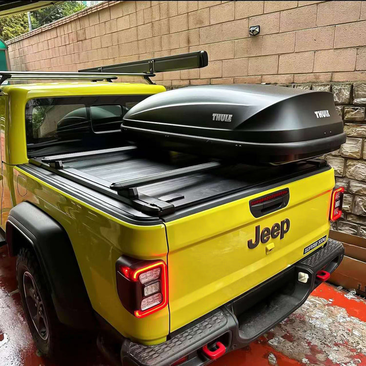 Gladiator Tonneau Cover with Crossbar
