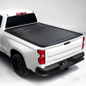 Chevy Silverado 1500 (6.5ft Bed) MR Retractable PRO Tonneau Cover