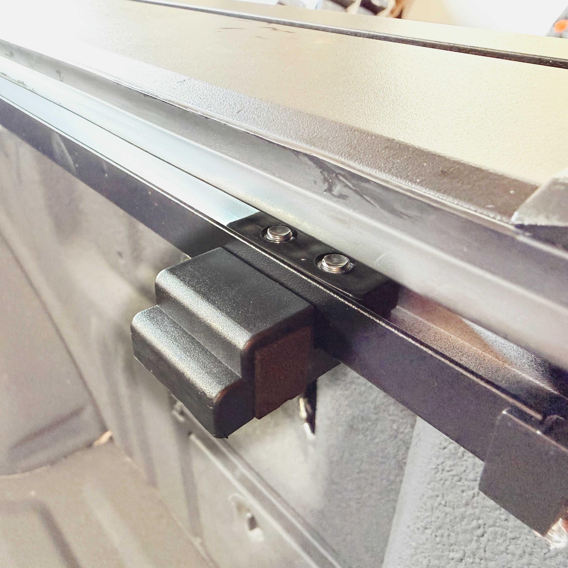 Close-up of a block piece on a tonneau cover